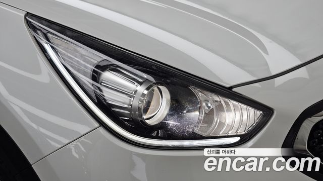 Kia Niro 2017 — photo 8