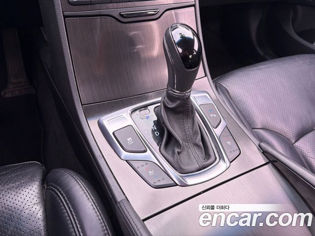 Hyundai Grandeur 2016 — photo 13