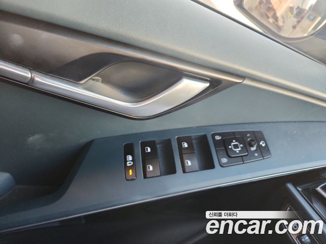 Kia Niro 2023 — photo 21