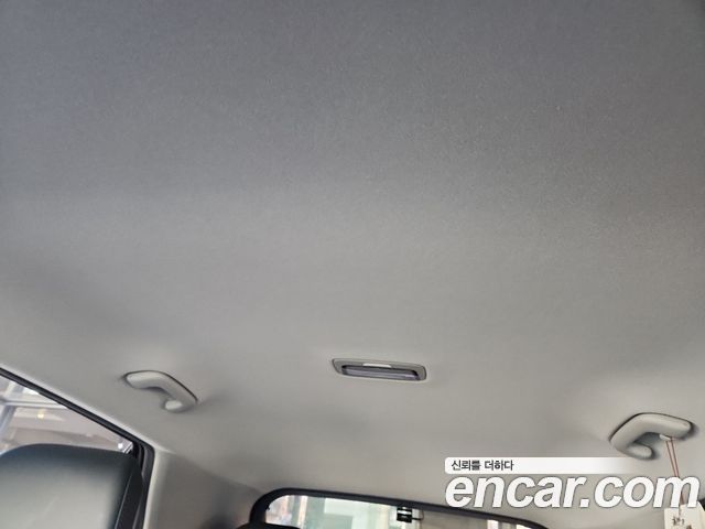 Kia Niro 2023 — photo 12
