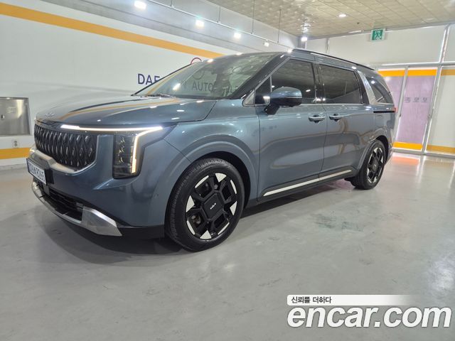 Kia Canival 2024 — photo 2