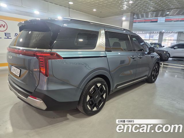 Kia Canival 2024 — photo 4