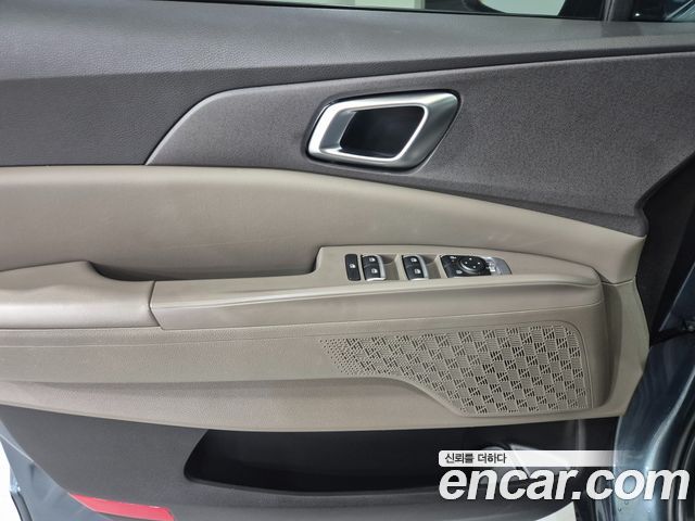 Kia Canival 2024 — photo 13