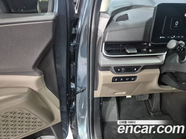 Kia Canival 2024 — photo 14