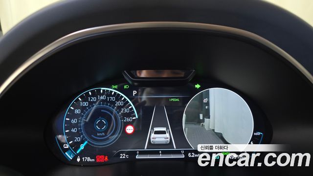 Genesis G80 2022 — photo 11