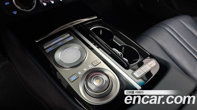 Genesis G80 2022 — photo 12