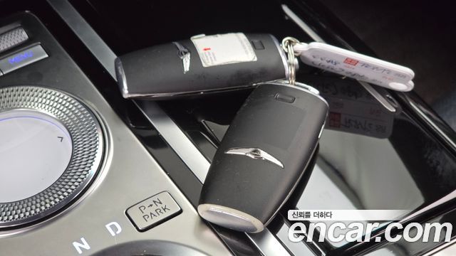 Genesis G80 2022 — photo 21