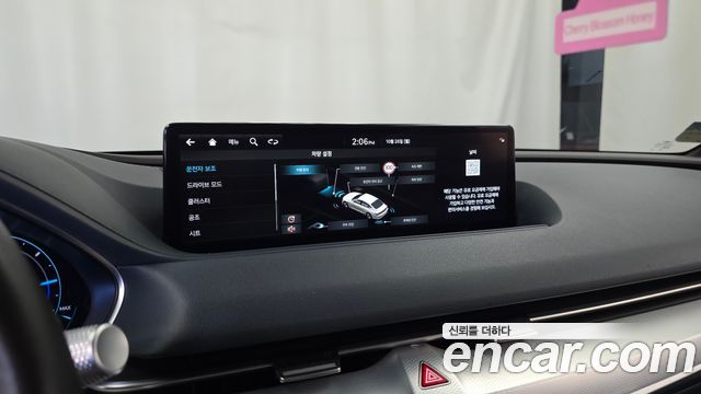 Genesis G80 2022 — photo 32