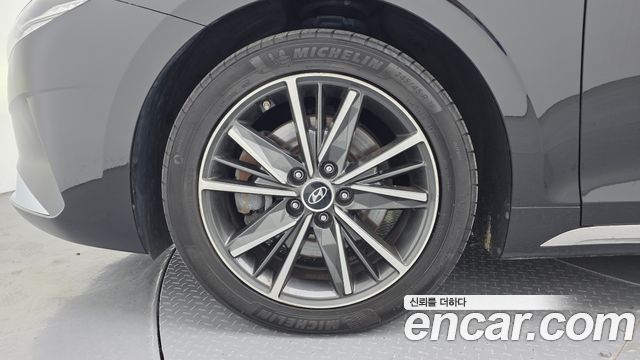 Hyundai Grandeur 2022 — photo 5