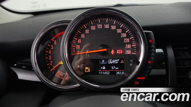Mini Cooper 2016 — photo 8