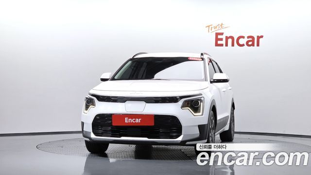 Kia Niro 2023 — photo 3