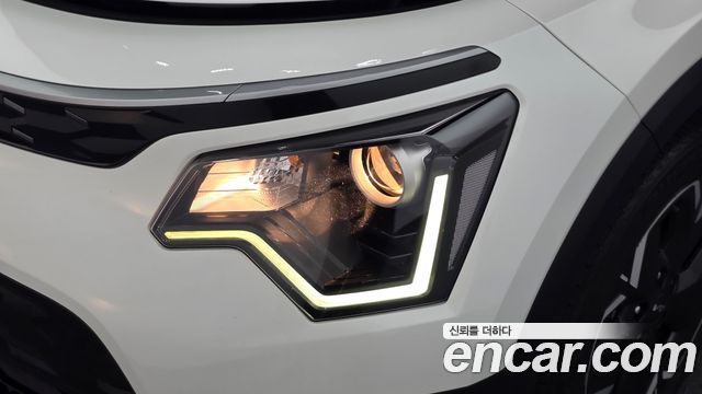 Kia Niro 2023 — photo 8