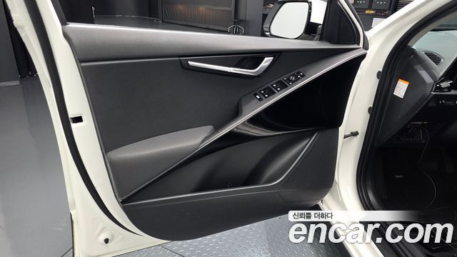 Kia Niro 2023 — photo 14