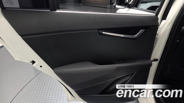 Kia Niro 2023 — photo 15