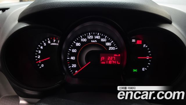Kia RAY 2014 — photo 8