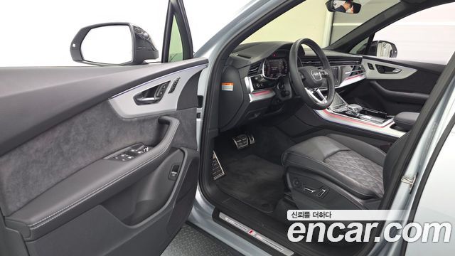Audi Q7 2025 — photo 10