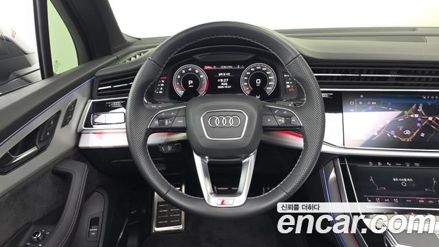Audi Q7 2025 — photo 12