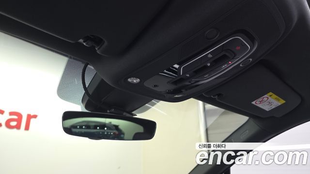Audi Q7 2025 — photo 18
