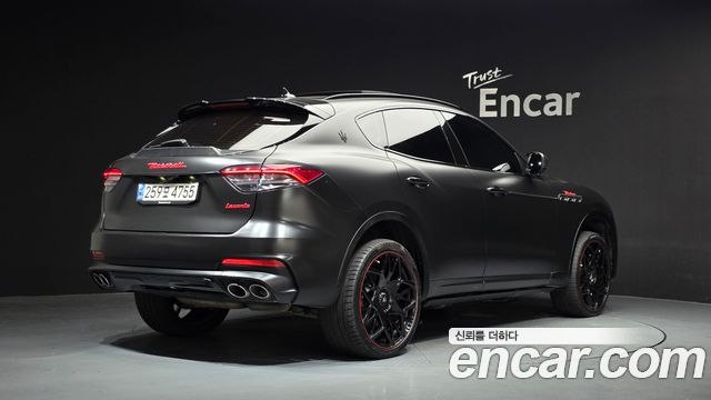 Maserati Levante 2022 — photo 2
