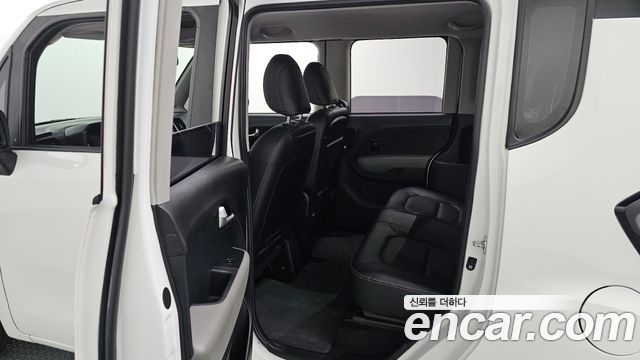 Kia RAY 2023 — photo 17