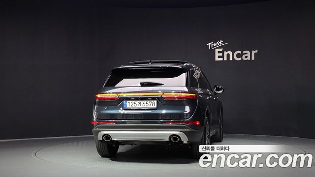 Lincoln Corsair 2021 — photo 4