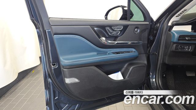 Lincoln Corsair 2021 — photo 14