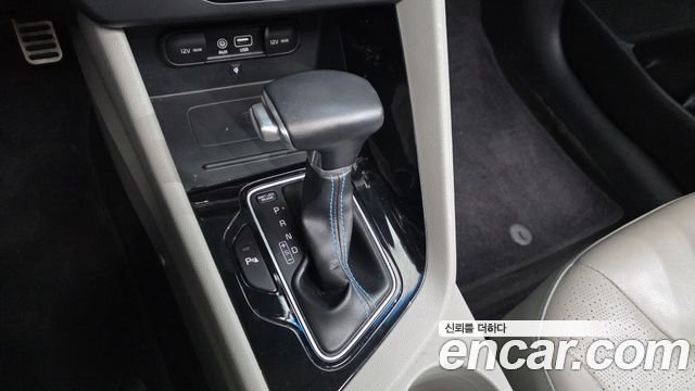 Kia Niro 2017 — photo 9