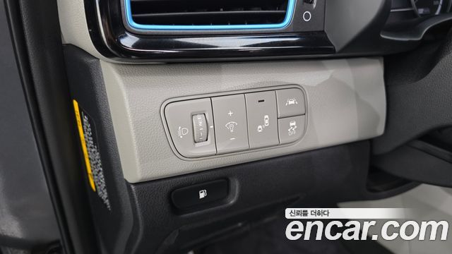 Kia Niro 2017 — photo 15