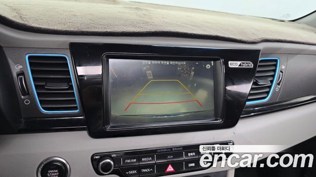 Kia Niro 2017 — photo 17