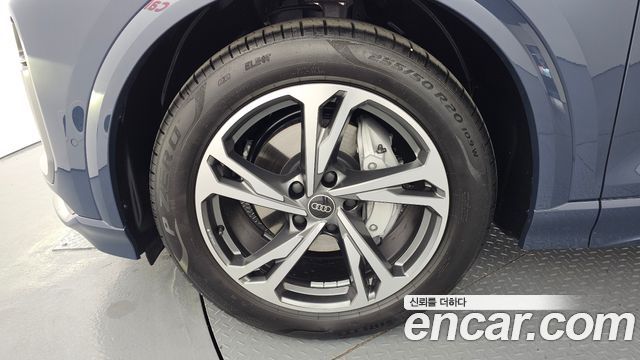 Audi Q6 e-tron 2026 — photo 5