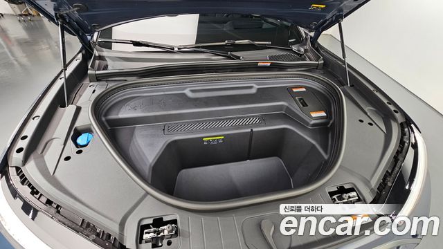 Audi Q6 e-tron 2026 — photo 6