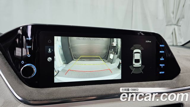 Hyundai Sonata 2022 — photo 20