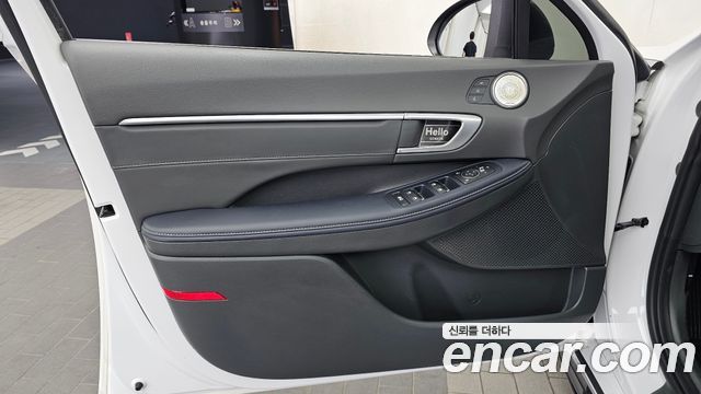 Hyundai Sonata 2022 — photo 14