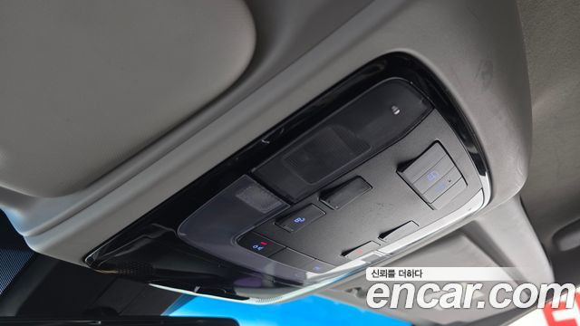 Hyundai Staria 2022 — photo 19