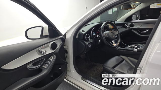 Mercedes-Benz C-Class 2015 — photo 10