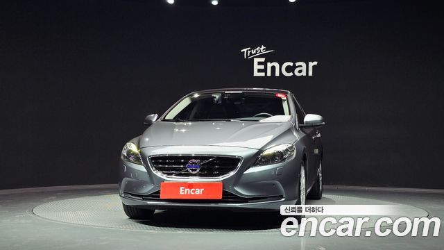 Volvo V40 2016 — photo 3
