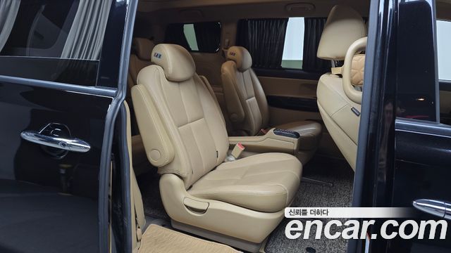 Kia Canival 2019 — photo 12