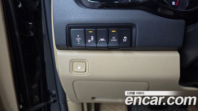 Kia Canival 2019 — photo 16