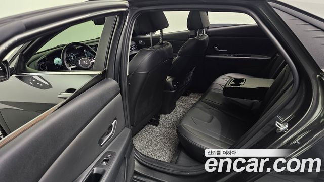 Hyundai AVANTE 2023 — photo 11
