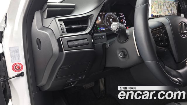 Lexus ES 2025 — photo 19