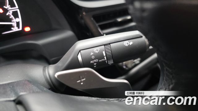 Lexus ES 2025 — photo 28