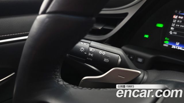 Lexus ES 2025 — photo 29