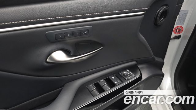 Lexus ES 2025 — photo 35