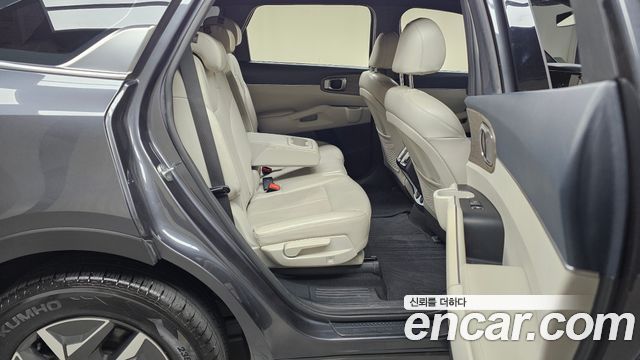 Kia Sorento 2022 — photo 18