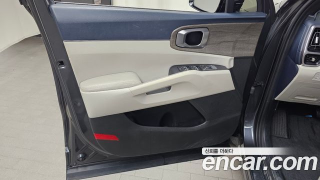 Kia Sorento 2022 — photo 14