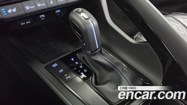 Hyundai AVANTE 2023 — photo 12