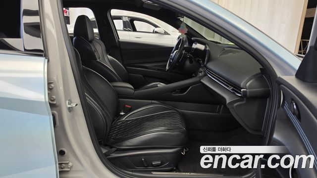 Hyundai AVANTE 2023 — photo 16