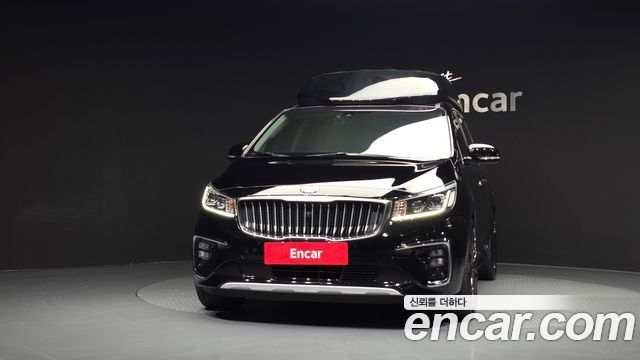 Kia Canival 2019 — photo 3