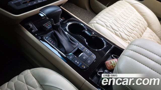 Kia Canival 2019 — photo 9