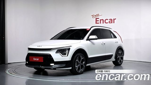 Kia Niro 2024 — photo 1